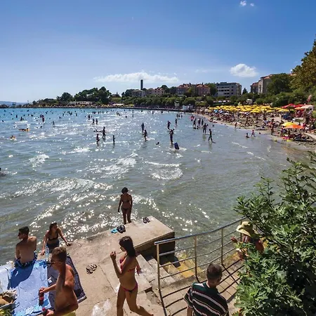 Lägenhet 3 Bedroom In